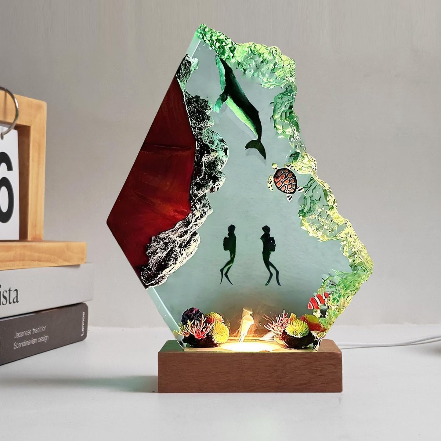 Humpback Whale Ocean Resin Lamp, Handmade Table Relaxing Mood Lamp with USB Port, Art Ornaments for Home Office Decor, Scuba Diver Gift for Birthday Holiday, Valentine's Day Gifts for Husband