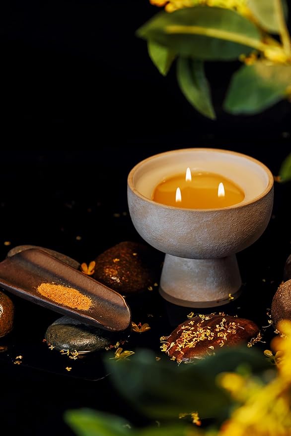 BLUEME Calm - Osmanthus & Sandalwood, Luxury Candle w/Essential Oils, 3 Wick, Hand-Poured Soy, Cotton Wick, Ceramic - Bloomnest