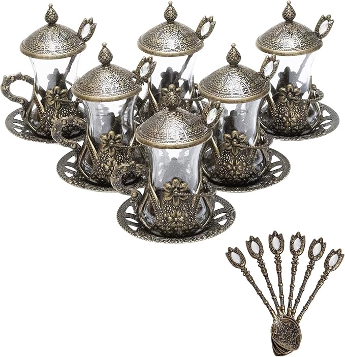 Alisveristime Handmade Turkish Tea Glass Set - Traditional Turkish Motifs, Set of 6 with Lids and Bonus Tea Spoons (Autentic Green)