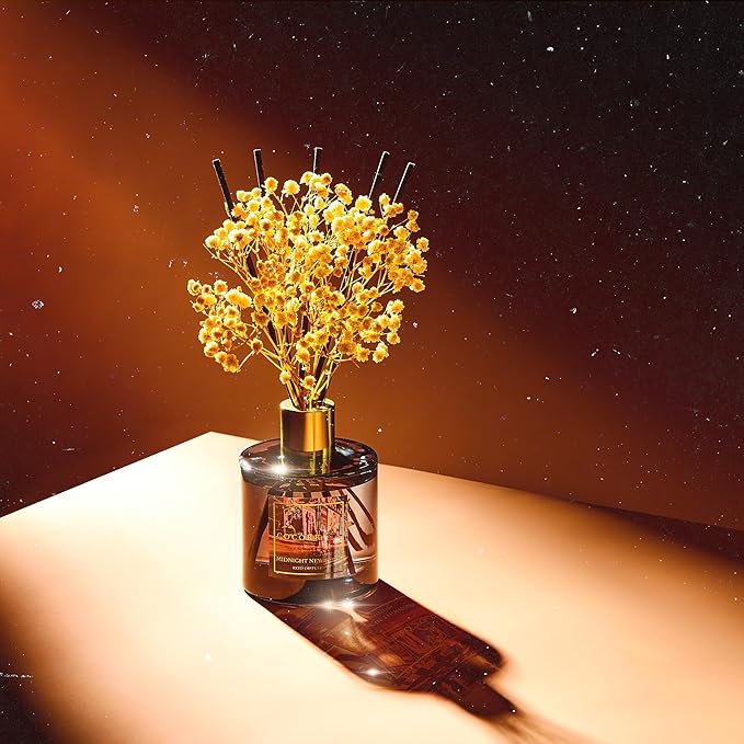 COCORRÍNA Reed Diffuser - Midnight New York 6.7 Fl.oz Reed Diffuser Set with 8 Sticks & Preserved Baby's Breath, Reed Diffuser for Home Bathroom Shelf Decor - Bloomnest