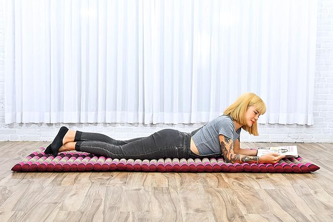 Leewadee - Foldable Floor Mattress - Japanese Roll Up Futon -Trifold Tatami Mat- Guest Floor Bed - Camping Mattress - Thai Massage Mat, Kapok Filled, 75 x 28 inches, Auburn Pink - Bloomnest