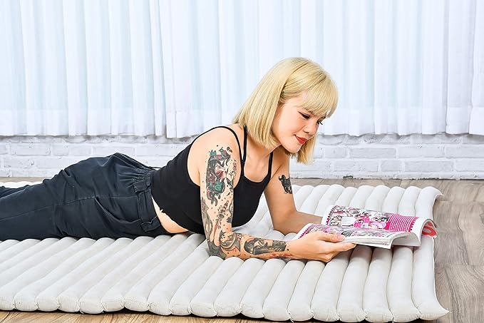 Leewadee - Foldable Floor Mattress - Japanese Roll Up Futon -Trifold Tatami Mat- Guest Floor Bed - Camping Mattress - Thai Massage Mat, Kapok Filled, 75 x 57 inches, Ecru - Bloomnest