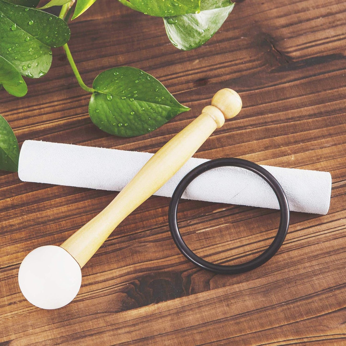 Leize Crystal Singing Bowl Gradient Color Chakra Tuned Quartz 9” wide Green 432hz F Note with Suede Striker