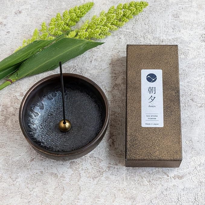 Zen Gift Set: Japanese Garden & Chrysanthemum Incense + Holder - Bloomnest