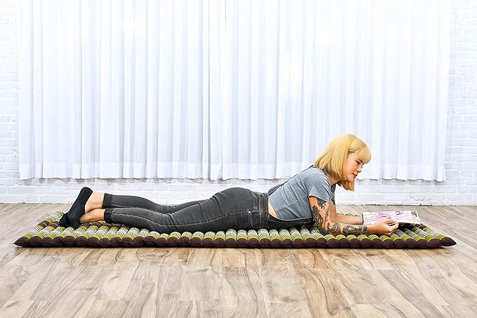 Leewadee - Foldable Floor Mattress - Japanese Roll Up Futon -Trifold Tatami Mat- Guest Floor Bed - Camping Mattress - Thai Massage Mat, Kapok Filled, 75 x 28 inches, Brown Green - Bloomnest