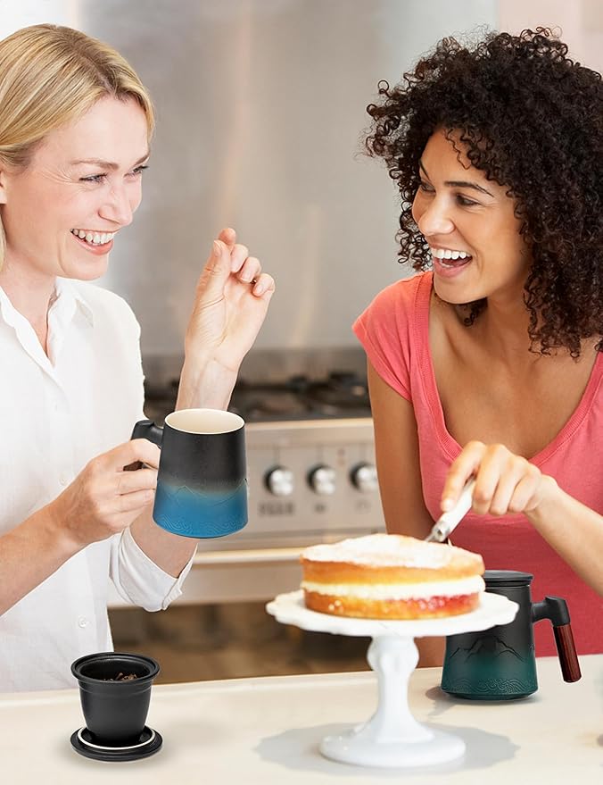 suyika Tea Cup with Infuser and Lid, 15.2 Ounce Wood Handle Ceramic Loose Leaf Mug Gradient Black&Green 450ml