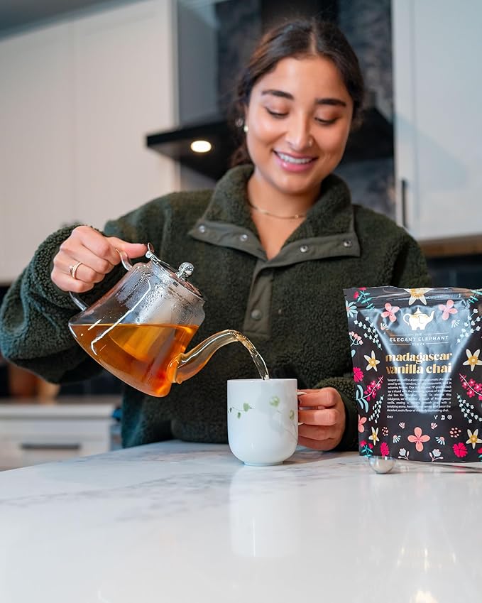 Madagascar Vanilla Chai Tea, Organic Loose Leaf Chai Tea – Black Tea with Chai Spice Blend – Great Hot or Iced Chai Latte – 8 oz Resealable Bag (Makes 100 Cups) – The Elegant Elephant - Bloomnest