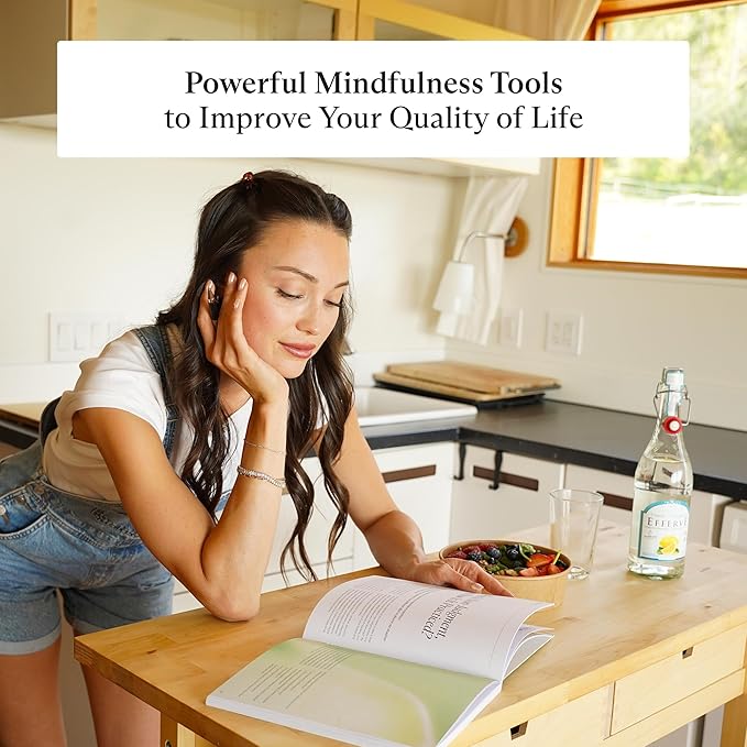 Switch Research Mindful Planner (Non-Judgement) - Evidence-Based Life Organizer - 31-Day Goal Planner to for Non-Judgement & Self-Compassion - Daily planner With Prompts - Bloomnest