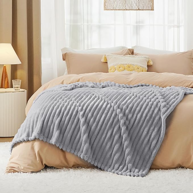 Bedsure GentleSoft Twin XL Blanket for Bed - Cozy Soft Blankets for Women, Cute Large Throws for Girls, Light Grey, 66x90 Inche - Bloomnest