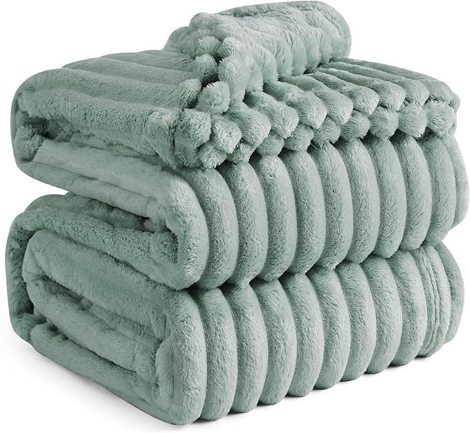 Bedsure GentleSoft Full Size Blankets for Bed - Cozy Soft Blankets for Women, Cute Large Throws for Girls, Sage Green, 84x90 Inches - Bloomnest