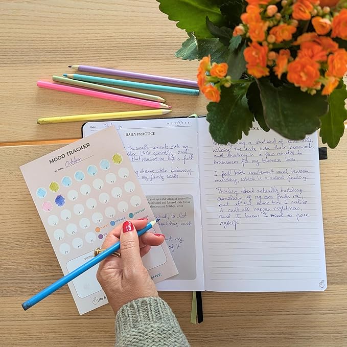 Life & Apples Journal for Women - Guided Mindfulness Journaling Notebook with prompts - for Improved Mental Health, Less Anxiety & Stress, More Positivity & Resilience - A5 Tune-in Black