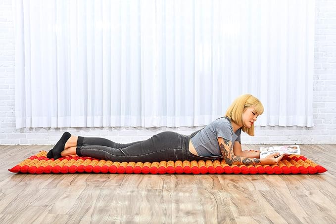 Leewadee - Foldable Floor Mattress - Japanese Roll Up Futon -Trifold Tatami Mat- Guest Floor Bed - Camping Mattress - Thai Massage Mat, Kapok Filled, 75 x 28 inches, Orange Red - Bloomnest