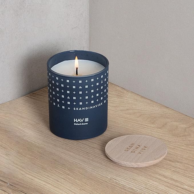 Skandinavisk HAV 'Sea' Scented Candle. Fragrance Notes: Salt Spray and Sea Kelp, Hawthorn and Beach Rose. 7.0 oz. - Bloomnest