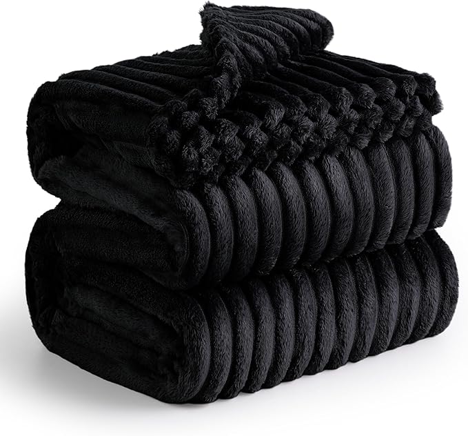 Bedsure GentleSoft Black Blanket Full Size for Bed - Cozy Soft Blankets for Women, Cute Large Fleece Throws for Girls, 84x90 Inches - Bloomnest