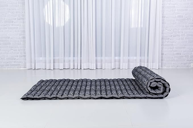 Leewadee - Foldable Floor Mattress - Japanese Roll Up Futon -Trifold Tatami Mat- Guest Floor Bed - Camping Mattress - Thai Massage Mat, Kapok Filled, 75 x 28 inches, Black White - Bloomnest