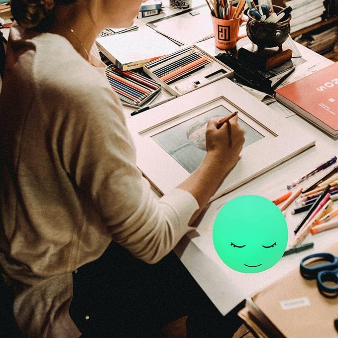 Breathing lamp Guided Visual Meditation Tool for Mindfulness, Slow Your Breathing & Calm Your Mind for Stress & Anxiety Relief, 3 Color and 478 Seconds Breathing Mode Silicone Cute Smiley face lamp YeeBeny