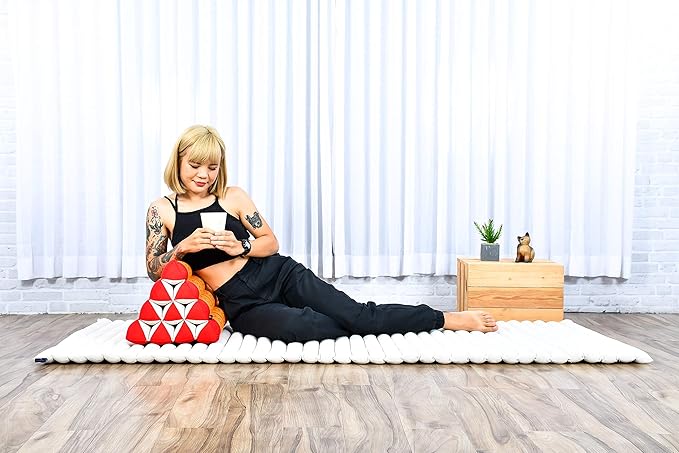 Leewadee Triangle Cushion – Comfortable Backrest for TV or Reading, Incline Pillow for Relaxing Made of Kapok, 20 x 13 x 13 inches, Orange Red - Bloomnest