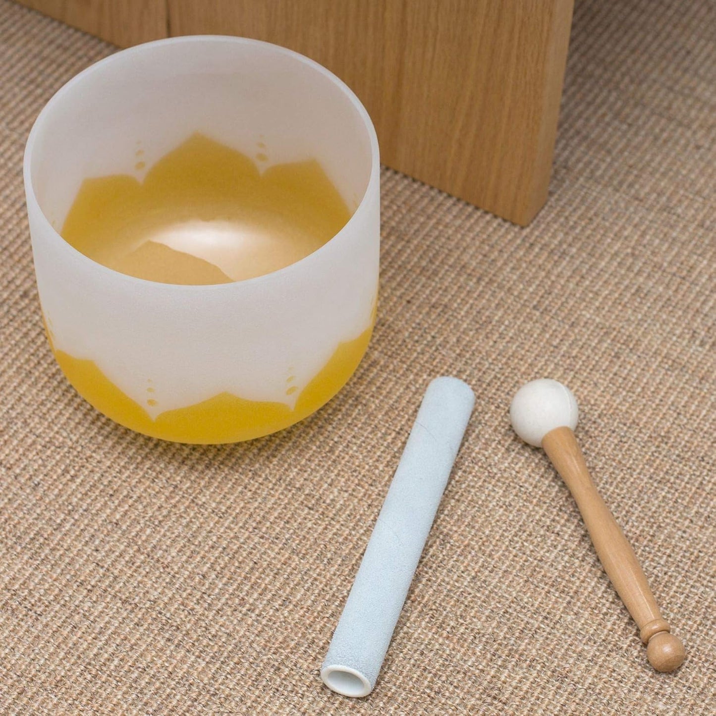 Leize Quartz Crystal Singing Bowl 432hz E Note Solar Plexus Chakra Yellow Lotus Design 10" Wide with Suede Striker