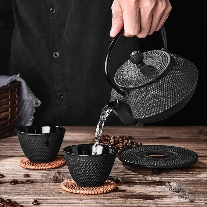 Velaze Cast Iron Teapot Set,Japanese Teapot Heat Preservation with Trivet,Stainless Steel Infuser and 2 Cups,Durable Cast Iron with a Fully Enameled Interior,Beautiful Hammered Design,700ML/23oz - Bloomnest
