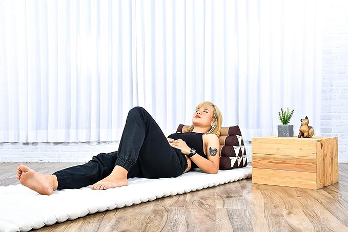 Leewadee Triangle Cushion – Comfortable Backrest for TV or Reading, Incline Pillow for Relaxing Made of Kapok, 20 x 13 x 13 inches, Brown - Bloomnest