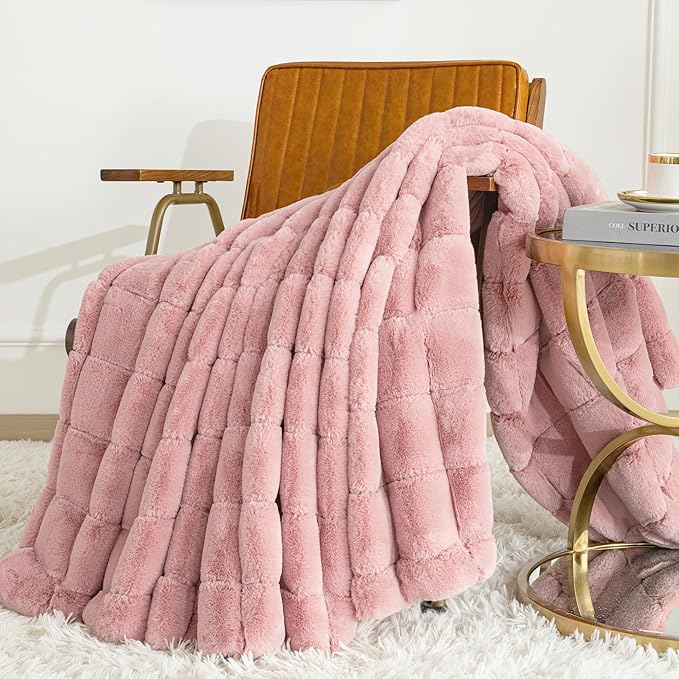 Touchat Faux Fur Blanket Twin, Luxury 1000GSM Ultra Thick Warm Rabbit Blanket for Couch Bed Sofa, 3D Checkered Pattern Soft Winter Heavy Minky Blankets for Women Christmas Birthday Gift, Pink - Bloomnest