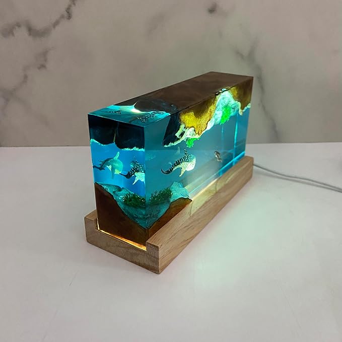 Whale Shark Diver Ambient Night Lamp, Simulated Ocean Landscape, Resin Handmade Artistic Home Decoration, Deep Sea Small Table Lamp for Holidays - Bloomnest