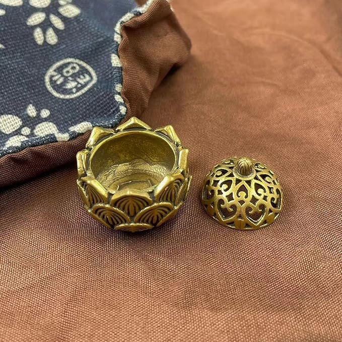 2 Pcs Mini Brass Lotus Flower Incense Holder, Calligraphy Style Closed Incense Burner Desktop Ornament Ash Catcher with Lid for Bedroom Kitchen Teahouse Office Home Decor Yoga Spa Madiation - Bloomnest