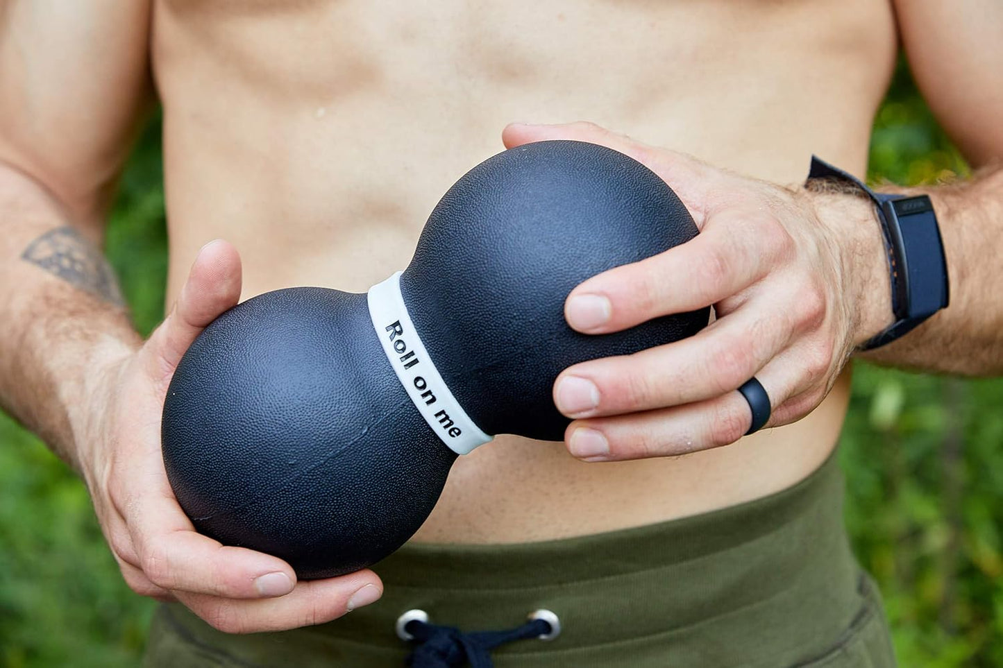 Roller Fitness Infinity Roller, Peanut Foam Roller, Large 8-Inch Double Massage Ball Exercise Roller (Black - Firm)