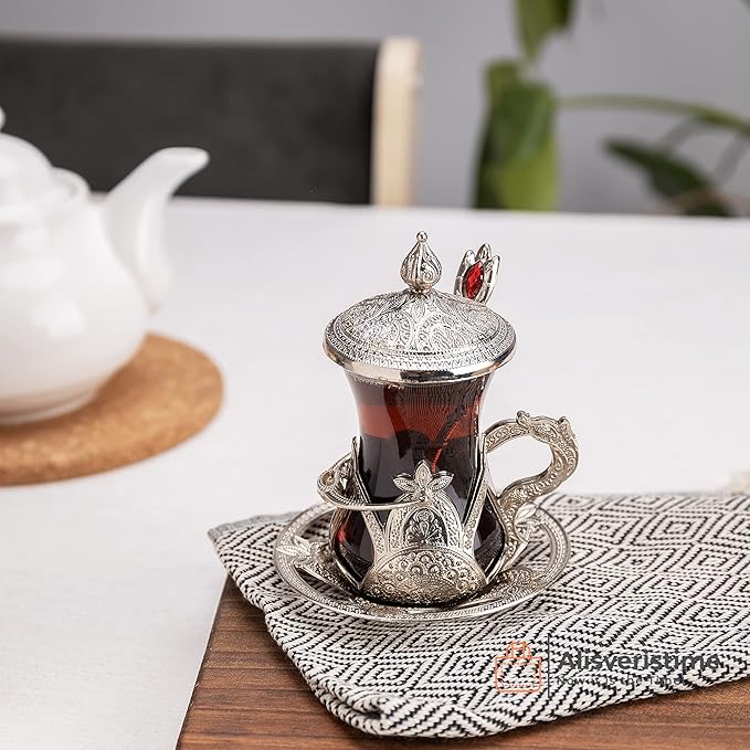 Alisveristime Handmade Turkish Tea Glass Set - Traditional Turkish Motifs, Set of 6 with Lids and Bonus Tea Spoons (Silver)