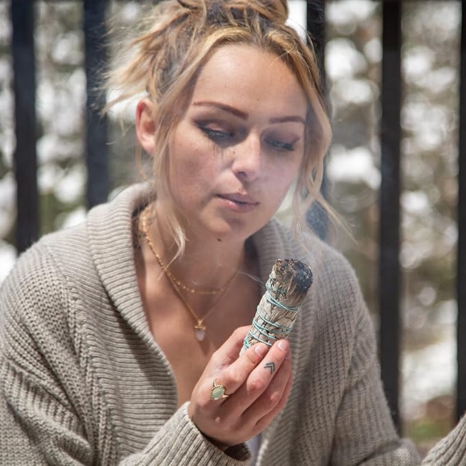 JL Local Smudge Kit Refill - White Sage & Palo Santo for Smudging, Healing, Smoke Cleansing, Meditating & Incense (Sage & Palo Refill) JLLocal