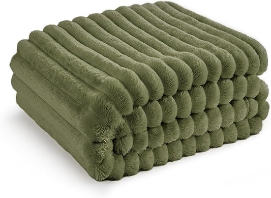 Bedsure GentleSoft Twin XL Blanket for Bed - Cozy Soft Blankets for Women, Cute Small Fleece Throws for Girls, Birthday Gifts for Women Decor Gifts, Moss, 66x90 Inches - Bloomnest