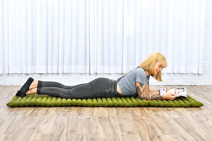 Leewadee - Foldable Floor Mattress - Japanese Roll Up Futon -Trifold Tatami Mat- Guest Floor Bed - Camping Mattress - Thai Massage Mat, Kapok Filled, 75 x 28 inches, Green - Bloomnest