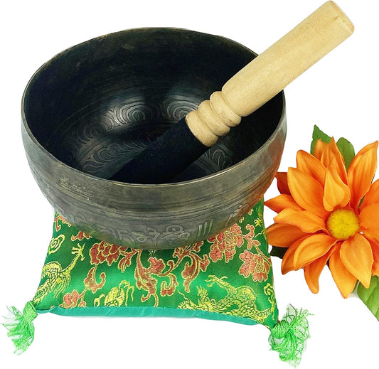 Root chakra Hand Pounded Singing Bowl ~ Nepal [412 SB, 5.5 inch Diameter]