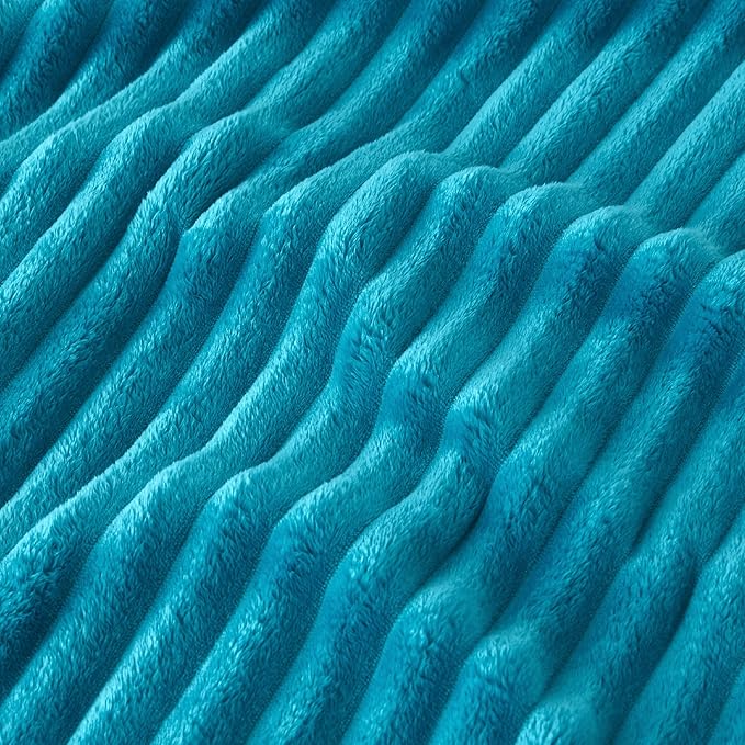 Bedsure GentleSoft Teal Twin Blanket for Bed - Cozy Soft Blankets for Women, Cute Large Throws for Girls, 66x90 Inches - Bloomnest