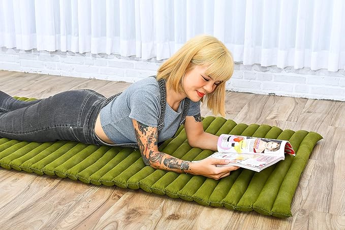 Leewadee - Foldable Floor Mattress - Japanese Roll Up Futon -Trifold Tatami Mat- Guest Floor Bed - Camping Mattress - Thai Massage Mat, Kapok Filled, 75 x 28 inches, Green - Bloomnest