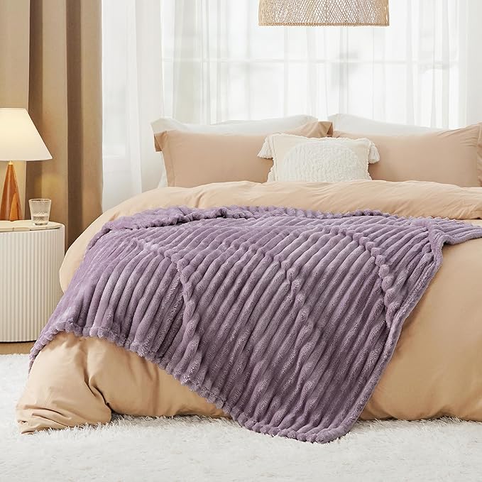 Bedsure GentleSoft Light Purple Throw Blanket for Couch - Cozy Soft Blankets for Women, Cute Small Throws for Girls, Purple, 50x60 Inches - Bloomnest