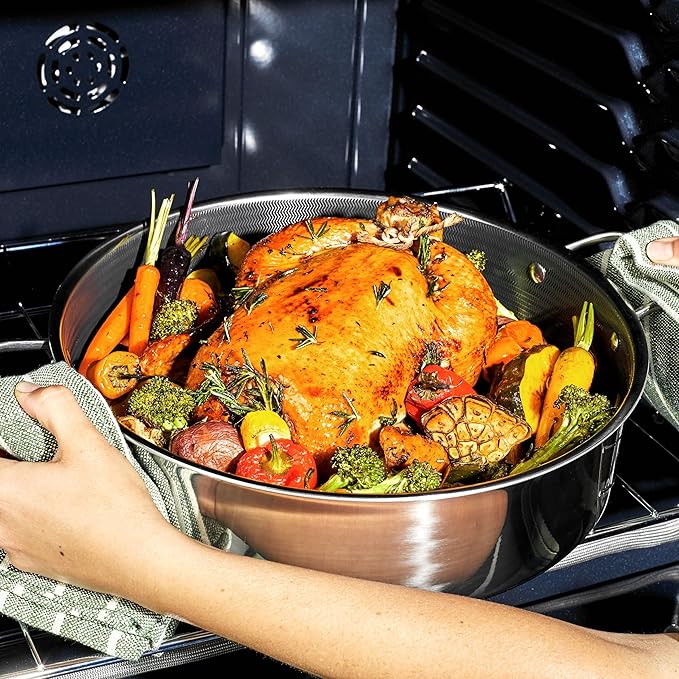 HexClad Hybrid Nonstick 7-Quart Sauté Pan with Tempered Glass Lid, Chicken Fryer, Stay-Cool Handles, Dishwasher-Friendly, Oven-Safe Up to 900°F, Induction Ready, Compatible with All Cooktops - Bloomnest