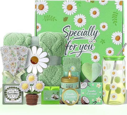 Birthday Gifts for Women, Self Care Spa Gift Baskets Valentines Day Gifts for Her Mom Girlfriend Sister Best Friend, Green Daisy Theme Gift Box Set with Blanket, Candle