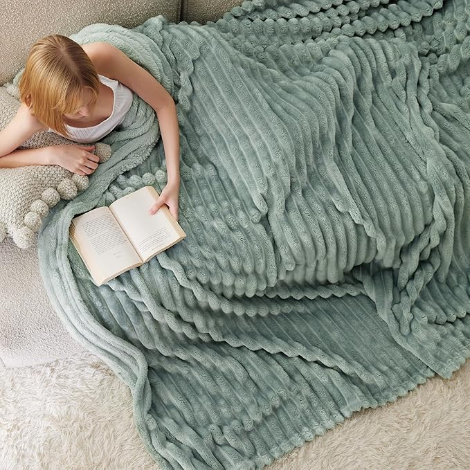 Bedsure GentleSoft Full Size Blankets for Bed - Cozy Soft Blankets for Women, Cute Large Throws for Girls, Sage Green, 84x90 Inches - Bloomnest