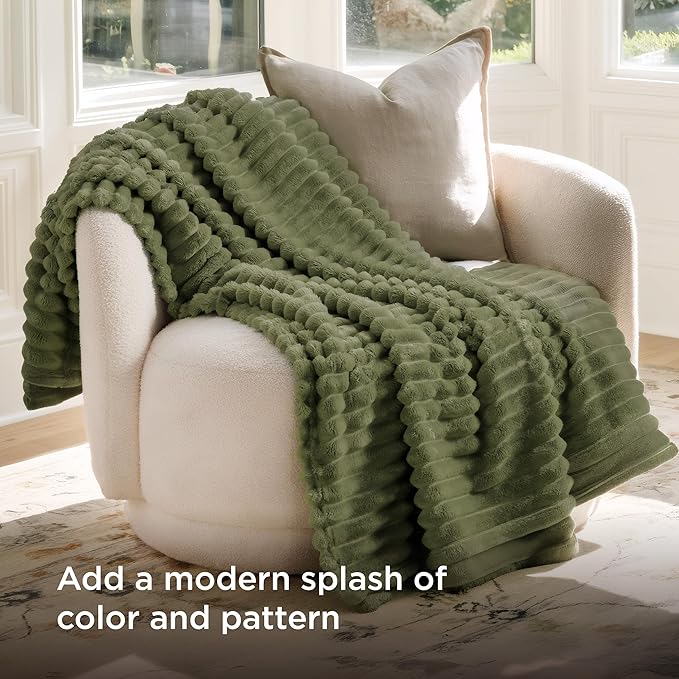 Bedsure GentleSoft Christmas Throw Blanket for Couch - Cozy Soft Blankets for Women, Cute Small Fleece Christmas Throws Gifts for Teens Girls Room Home Decor, Moss, 50x60 Inches - Bloomnest