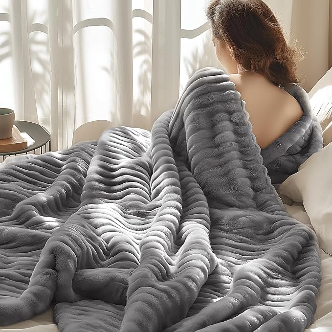Bedsure GentleSoft Frost Gray Fleece Blanket for Couch - Cozy Soft Blankets for Women, Cute Small Throws for Girls, 50x70 Inches - Bloomnest