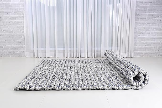 Leewadee - Foldable Floor Mattress - Japanese Roll Up Futon -Trifold Tatami Mat- Guest Floor Bed - Camping Mattress - Thai Massage Mat, Kapok Filled, 75 x 57 inches, Blue White - Bloomnest